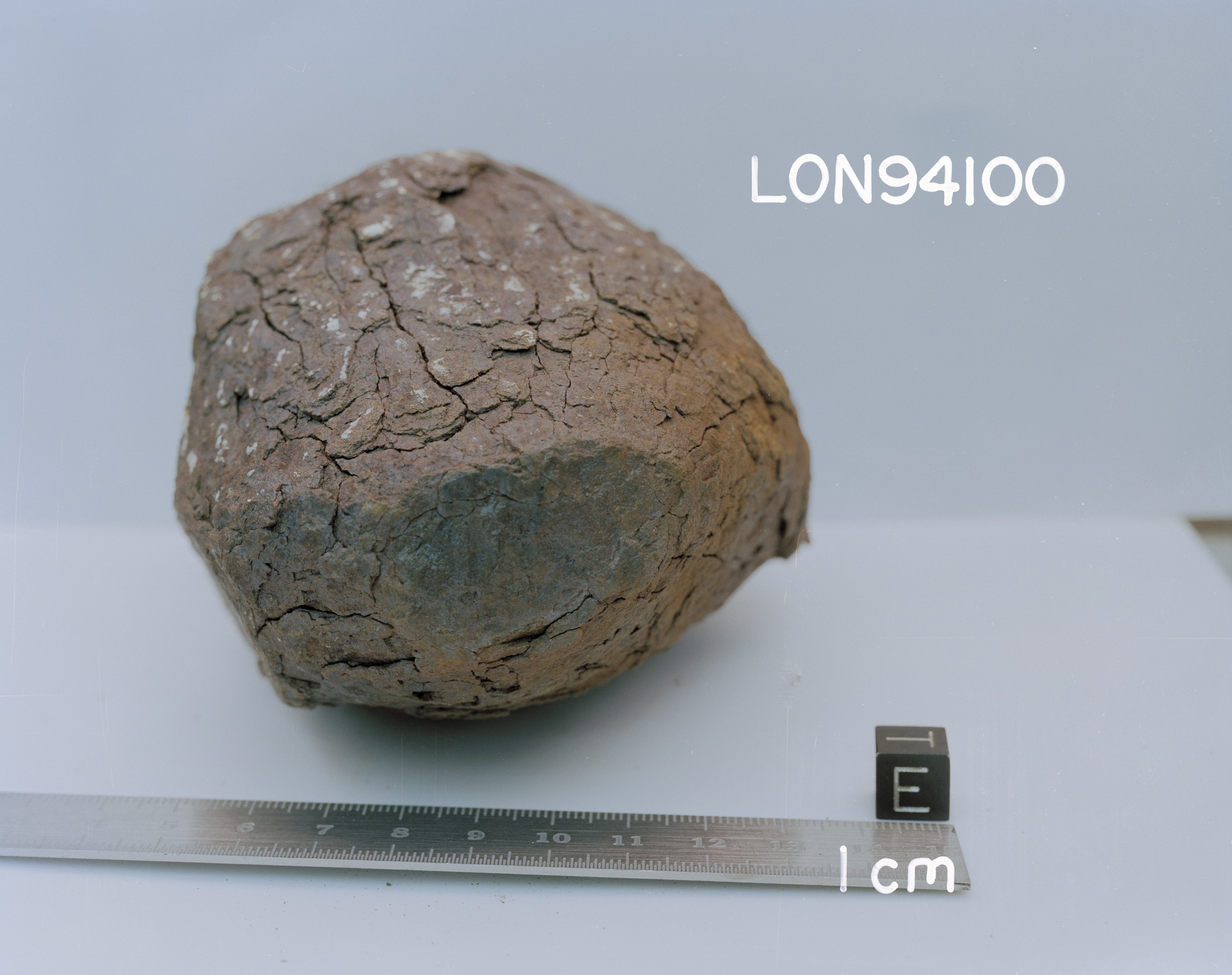 East View of Sample LON 94100 (Photo Number: S95-14601)