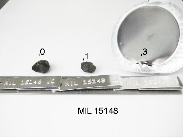 Lab Photo of Sample DOM 14491  Displaying Splits View