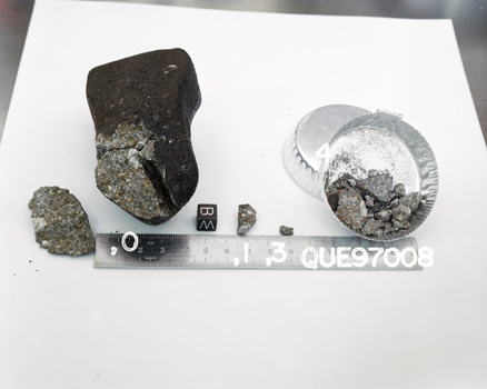 Lab Photograph of Sample QUE 97008 (Photo Number: S99-01842)