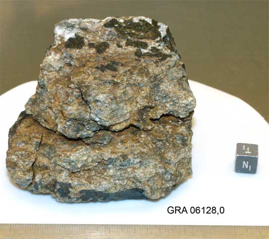 Lab Photo of Sample GRA 06128  showing North View