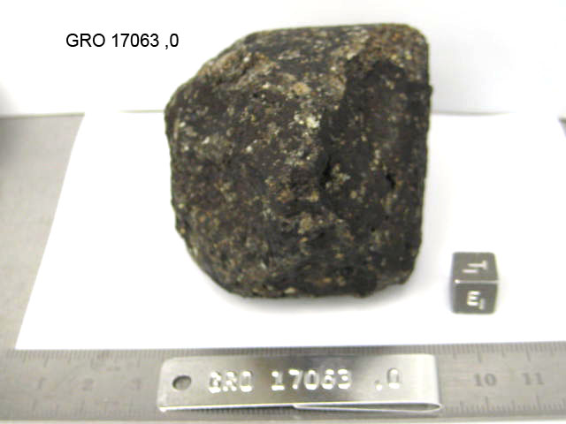 Lab Photo of Sample GRO 17063 Displaying East Orientation