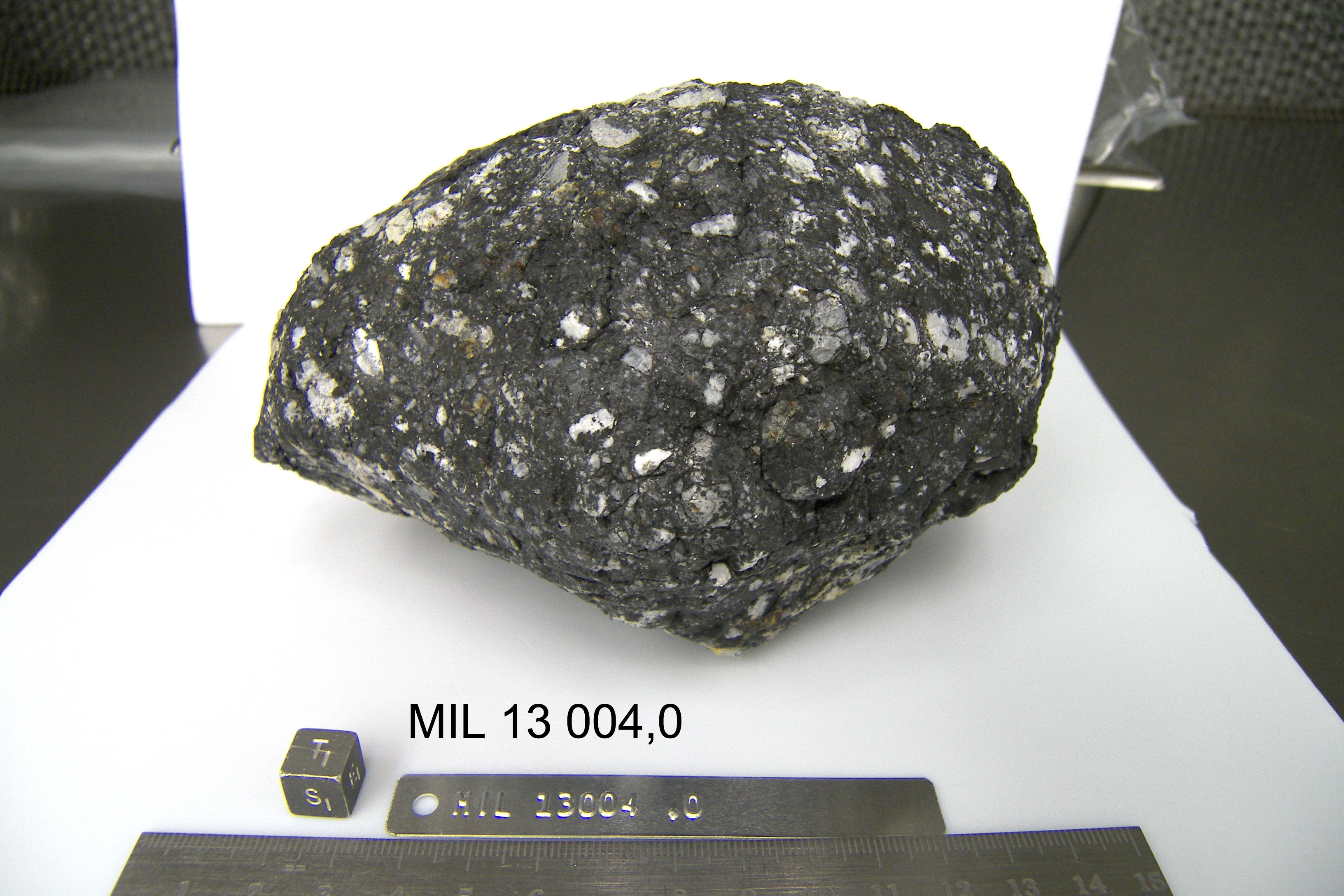 Lab Photo of Sample MIL 13004 Displaying South Orientation