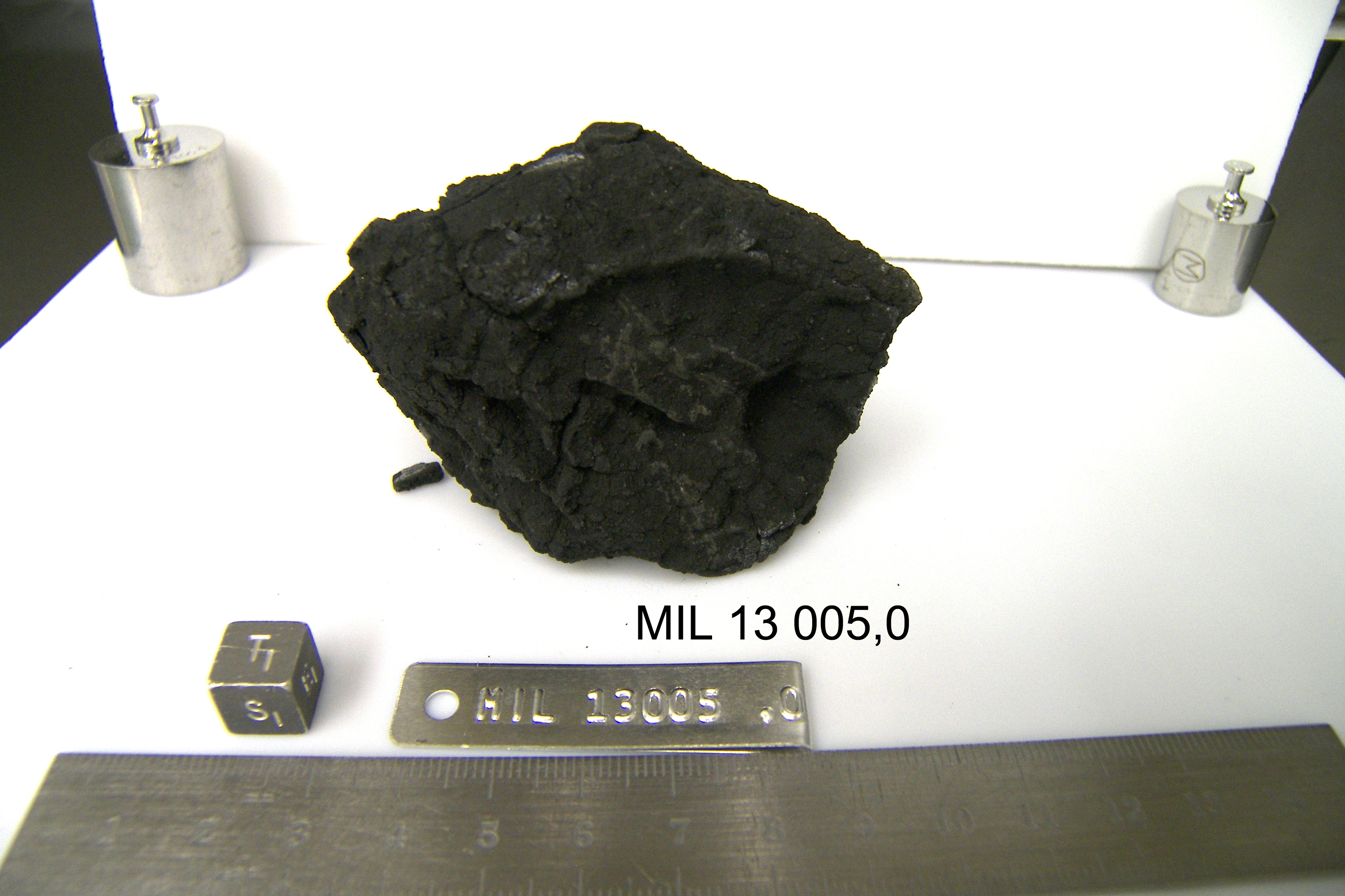 Lab Photo of Sample MIL 13005 Displaying South Orientation