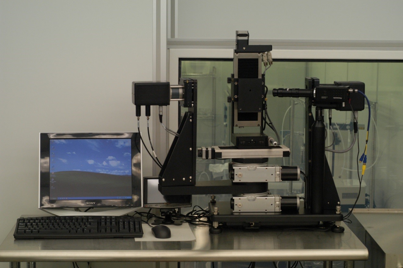 Spectroscopic ellipsometer in Genesis Lab