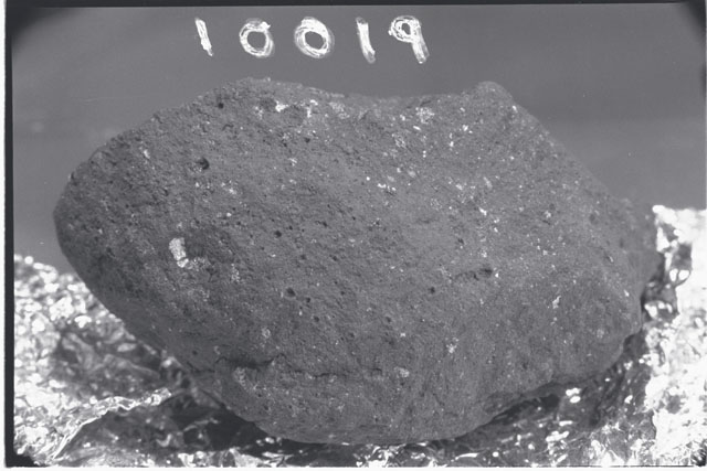 Stereo photograph of Apollo 11 sample(s) 10019,0