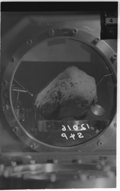 Black and white Processing photograph of Apollo 12 Sample(s) 12016,0.