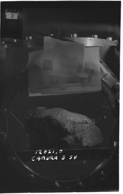 Black and white stereo photograph of Apollo 12 Sample 12021,0 using Camera III angle S.