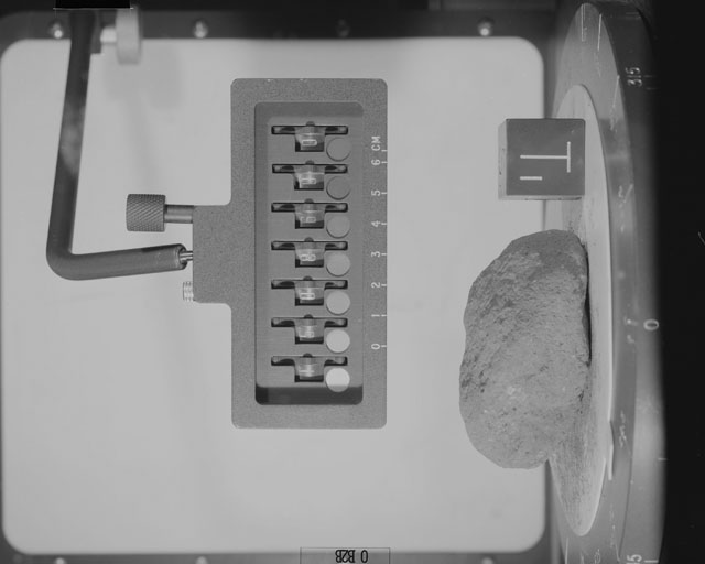 Black and White Photograph of Apollo 15 Sample(s) 15086, 0; Stereo photo with orientation 0 degrees, B.