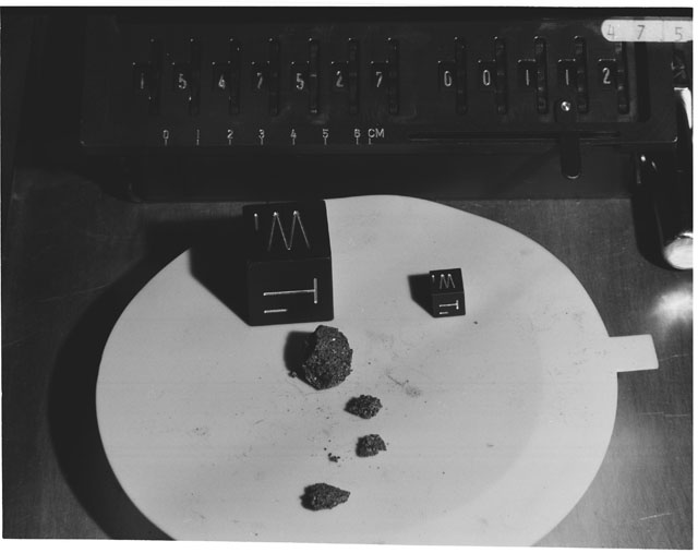 Inventory Photograph of Apollo 15 Sample(s) 15475,27