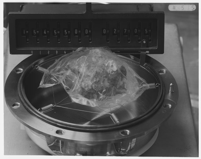Inventory Photograph of Apollo 15 Sample(s) 15455