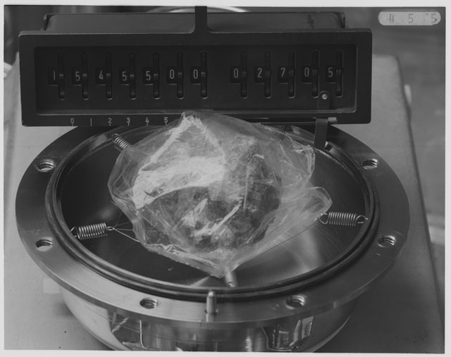 Inventory Photograph of Apollo 15 Sample(s) 15455