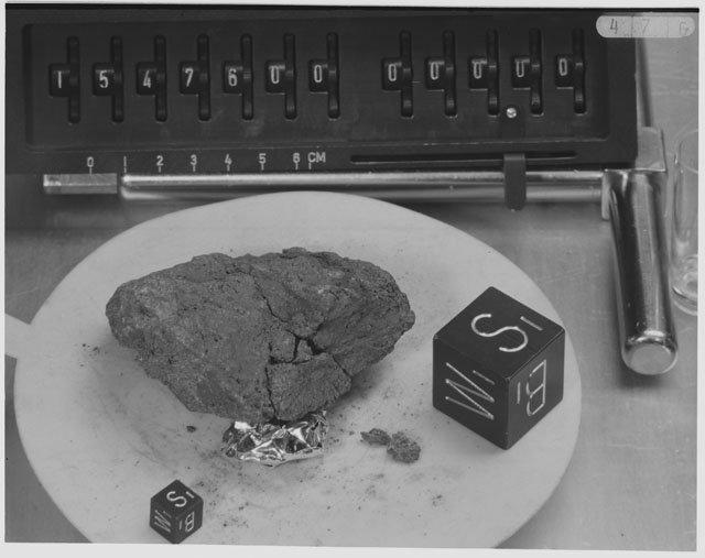 Inventory Photograph of Apollo 15 Sample(s) 15476