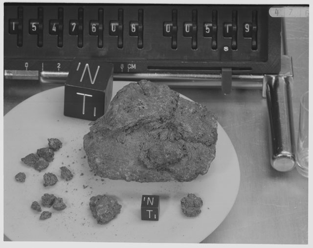 Inventory Photograph of Apollo 15 Sample(s) 15476,8