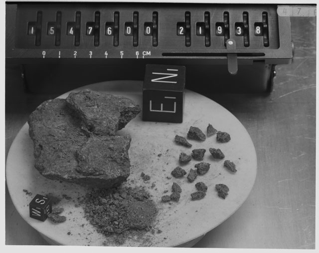 Inventory Photograph of Apollo 15 Sample(s) 15476,0