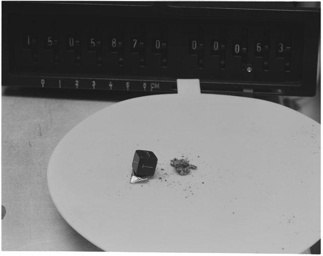 Inventory Photograph of Apollo 15 Sample(s) 15058,70