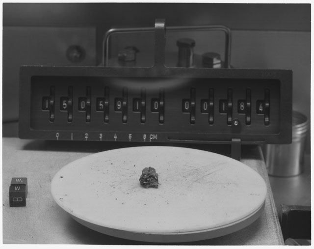 Inventory Photograph of Apollo 15 Sample(s) 15059,10