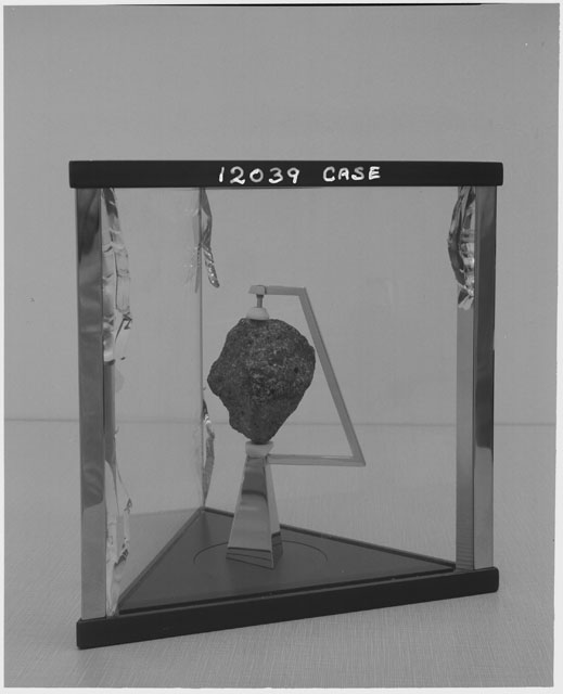 Black and white Processing photograph of Apollo 12 Sample(s) 12039 of a broken Display Sample.