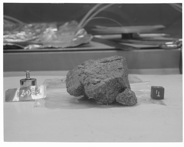 Black and white photograph of Apollo 14 Sample(s) 14053; Processing photograph displaying reconstruction with an orientation of T.