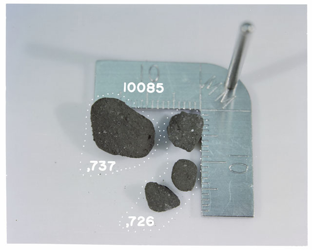 Color photograph of Apollo 11 Sample(s) 10085,726,737; Processing photograph displaying >1 MM fines .