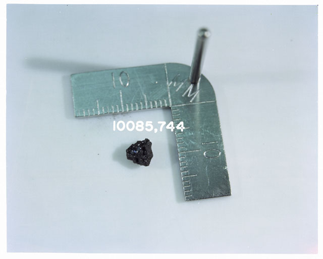 Color photograph of Apollo 11 Sample(s) 10085,744; Processing photograph displaying >1 MM fines .