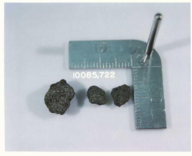 Color photograph of Apollo 11 Sample(s) 10085,722; Processing photograph displaying >1 MM fines .